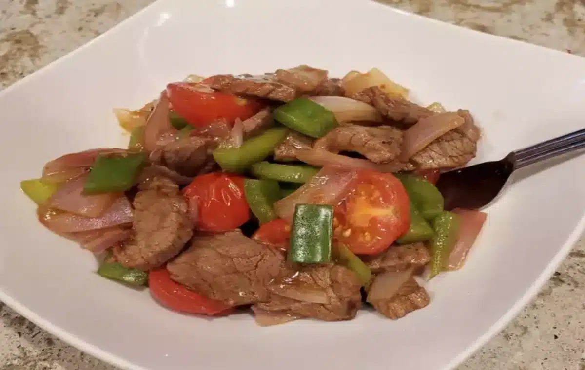 Savory Pepper Steak Recipe: A Quick and Flavorful Beef & Bell Pepper Skillet