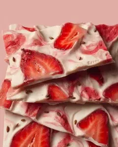 Strawberry Yogurt Bark 10 Strawberry Yogurt Bark 2026 02 18 211925