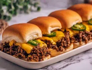 philly-cheese-steak-sloppy-joe-serving-plate