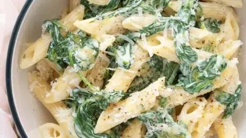 Pasta with Spinach Sauce